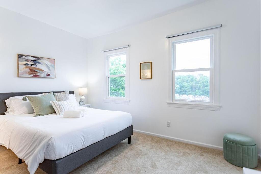 Family Friendly 3br 3bath Near Pghs Hot Spots Holiday home Pittsburgh