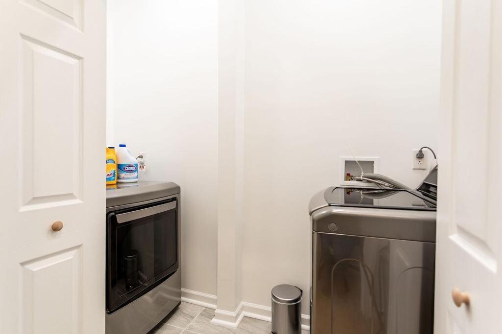 Family Friendly 3br 3bath Near Pghs Hot Spots *